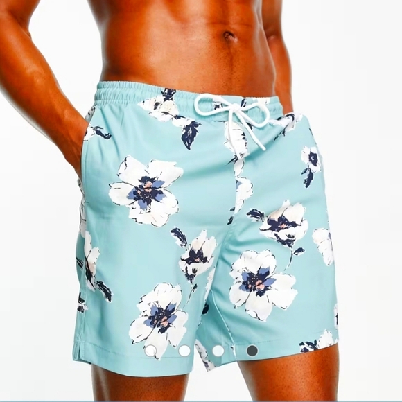 #26 Abercrombie & Fitch 7inch relaxed fit floral print swim shorts in blue - Picture 3 of 4